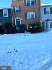 1145 JAMES MADISON CIR, Fredericksburg, VA 22405