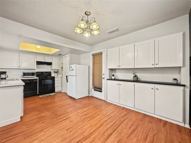 224 E Grubb Drive, Mesquite, TX 75149