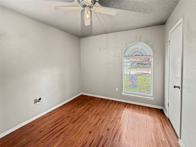 224 E Grubb Drive, Mesquite, TX 75149