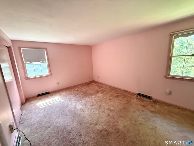 75 Masna Place, Stratford, CT 06614