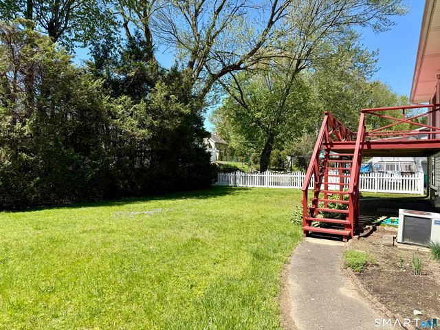 75 Masna Place, Stratford, CT 06614