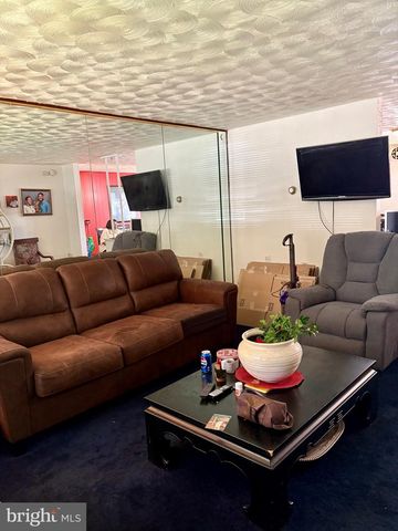 4541 THE STRAND, Baltimore, MD 21215