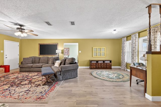 3808 S County Rd 1184, Midland, TX 79706