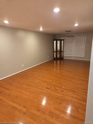 17150 Hilton Street, Southfield, MI 48075