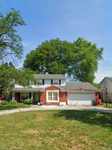 17150 Hilton Street, Southfield, MI 48075