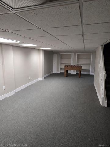 17150 Hilton Street, Southfield, MI 48075