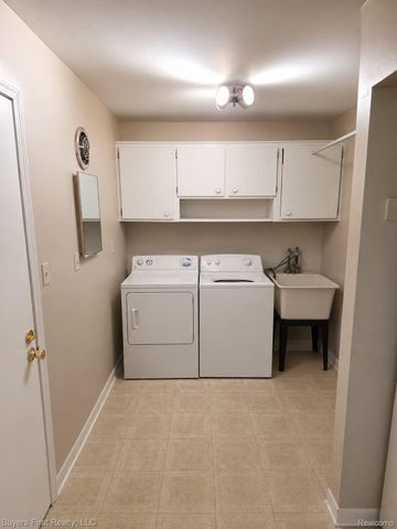 17150 Hilton Street, Southfield, MI 48075