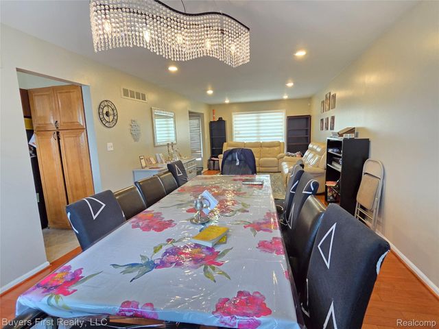 17150 Hilton Street, Southfield, MI 48075