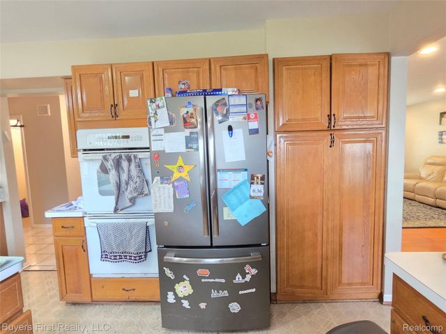 17150 Hilton Street, Southfield, MI 48075