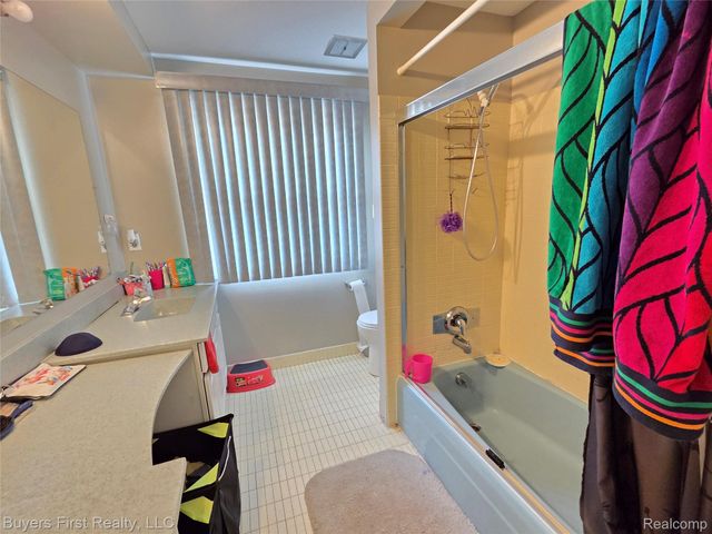 17150 Hilton Street, Southfield, MI 48075