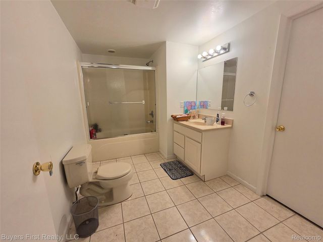 17150 Hilton Street, Southfield, MI 48075