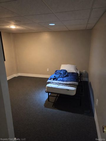 17150 Hilton Street, Southfield, MI 48075