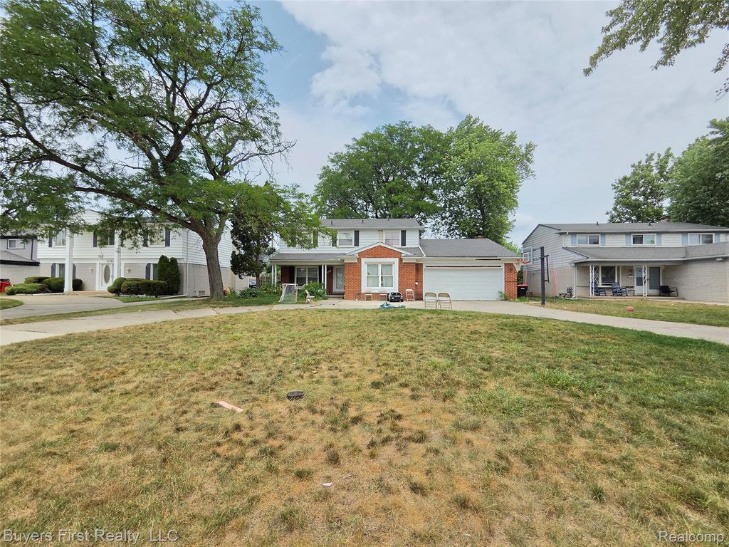 17150 Hilton Street, Southfield, MI 48075