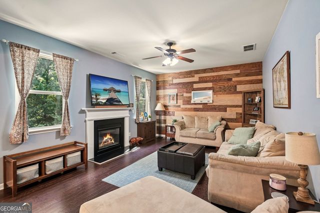 350 Parc Crossing, Acworth, GA 30102