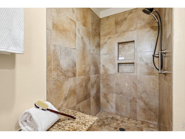 619 Crawford Cir, Longmont, CO 80504