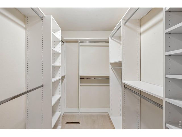 619 Crawford Cir, Longmont, CO 80504