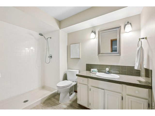 619 Crawford Cir, Longmont, CO 80504