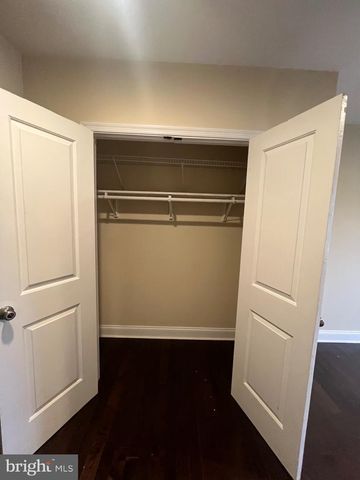 4243 DIX ST NE, Washington, DC 20019