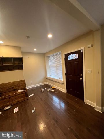 4243 DIX ST NE, Washington, DC 20019