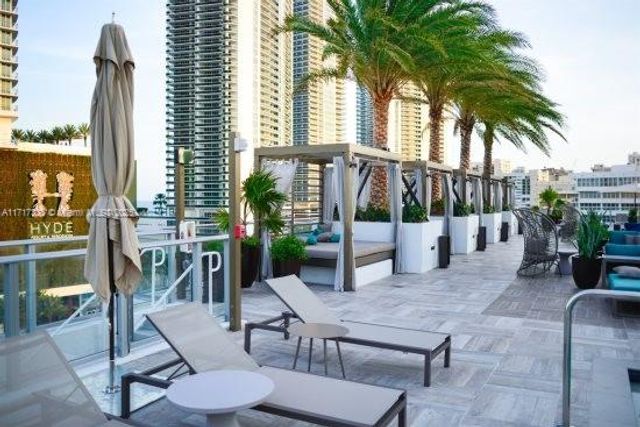 4010 S Ocean Dr R1202, Hollywood, FL 33019