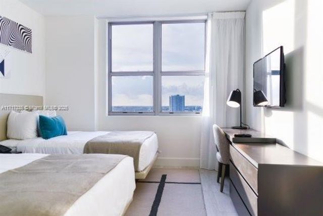 4010 S Ocean Dr R1202, Hollywood, FL 33019