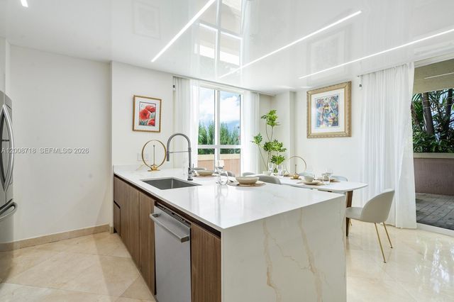 17555 Atlantic Blvd 508, Sunny Isles Beach, FL 33160