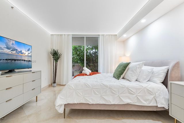 17555 Atlantic Blvd 508, Sunny Isles Beach, FL 33160