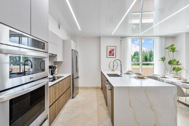 17555 Atlantic Blvd 508, Sunny Isles Beach, FL 33160