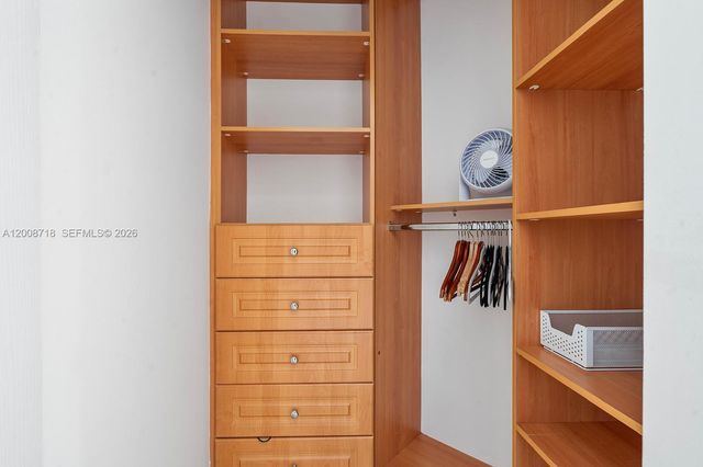 17555 Atlantic Blvd 508, Sunny Isles Beach, FL 33160