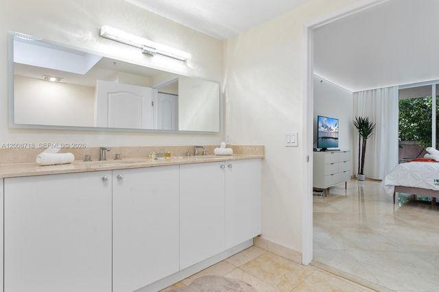 17555 Atlantic Blvd 508, Sunny Isles Beach, FL 33160