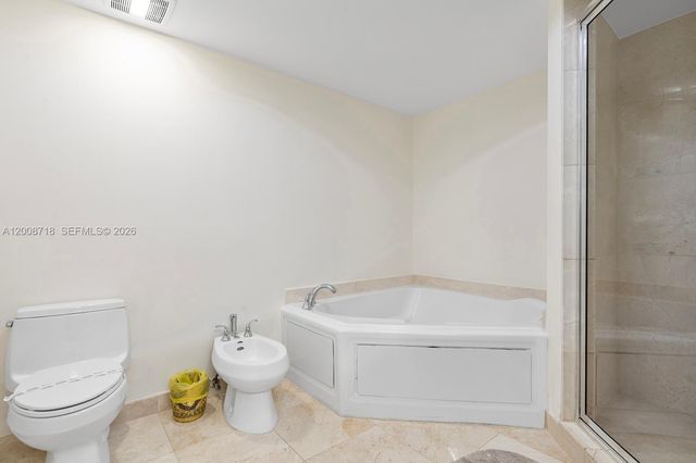 17555 Atlantic Blvd 508, Sunny Isles Beach, FL 33160