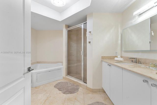 17555 Atlantic Blvd 508, Sunny Isles Beach, FL 33160