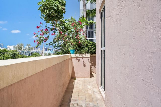 17555 Atlantic Blvd 508, Sunny Isles Beach, FL 33160