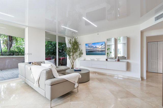 17555 Atlantic Blvd 508, Sunny Isles Beach, FL 33160