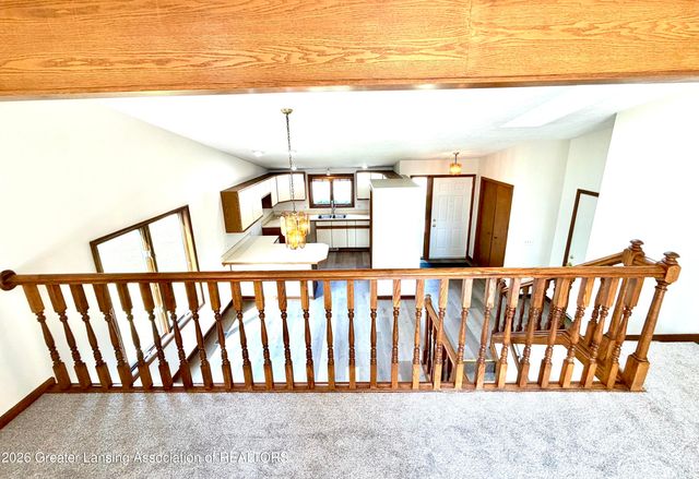 1114 Wolf Run Drive, Lansing, MI 48917