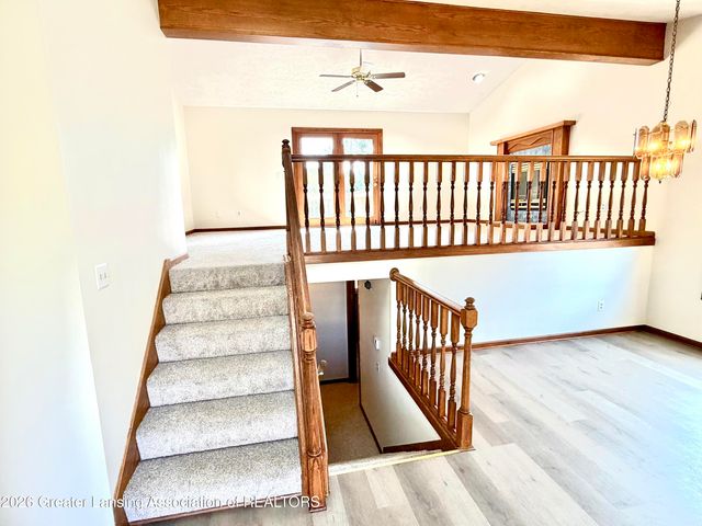 1114 Wolf Run Drive, Lansing, MI 48917