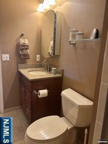 655 Plum Terrace, Mahwah, NJ 07430