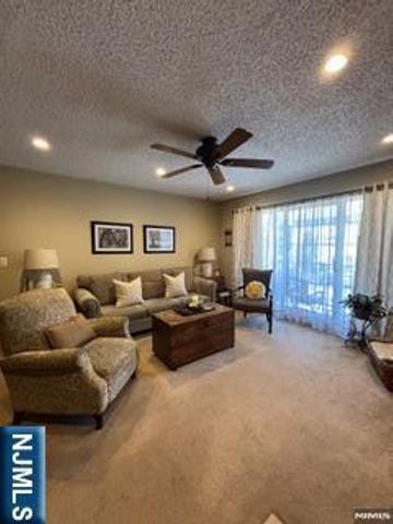 655 Plum Terrace, Mahwah, NJ 07430
