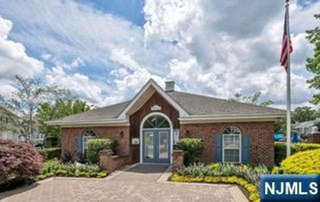 655 Plum Terrace, Mahwah, NJ 07430