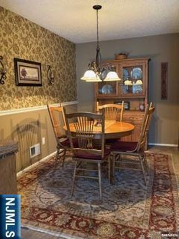 655 Plum Terrace, Mahwah, NJ 07430