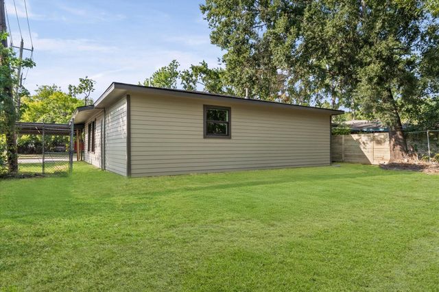 6527 Beekman Road, Houston, TX 77021