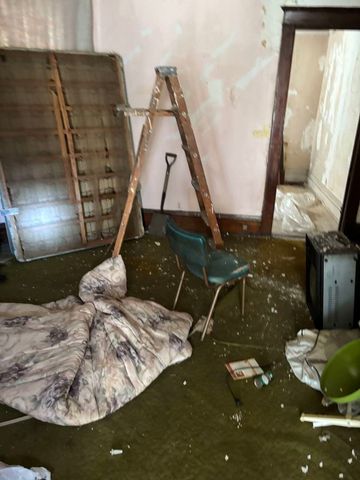 6932 S Eggleston Avenue, Chicago, IL 60621