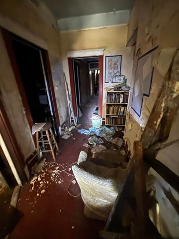 6932 S Eggleston Avenue, Chicago, IL 60621