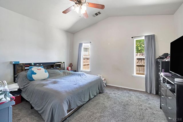 1384 Tulip Street, Lemoore, CA 93245