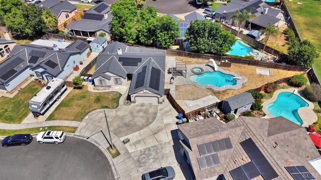 1384 Tulip Street, Lemoore, CA 93245