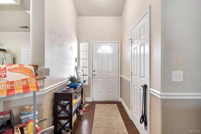 1384 Tulip Street, Lemoore, CA 93245