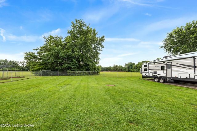 380 Oakrun Dr, Mt Washington, KY 40047