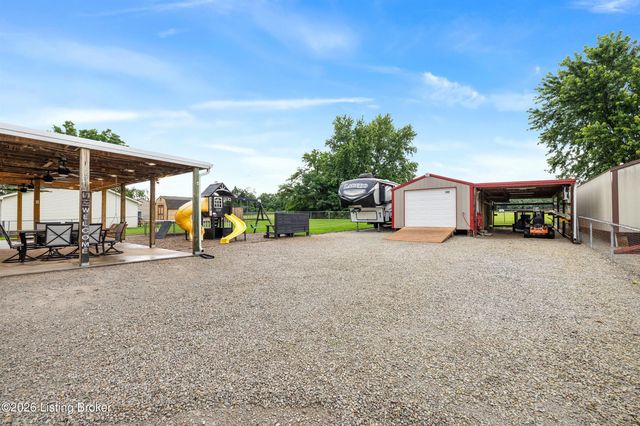 380 Oakrun Dr, Mt Washington, KY 40047