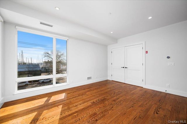 422 E Boston Post Road 302, Mamaroneck, NY 10543