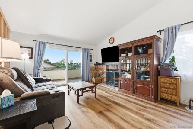 1620 Madrone Gln, Escondido, CA 92027